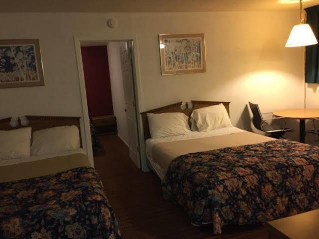 Ranch House Inn & Suites تيمبل المظهر الخارجي الصورة